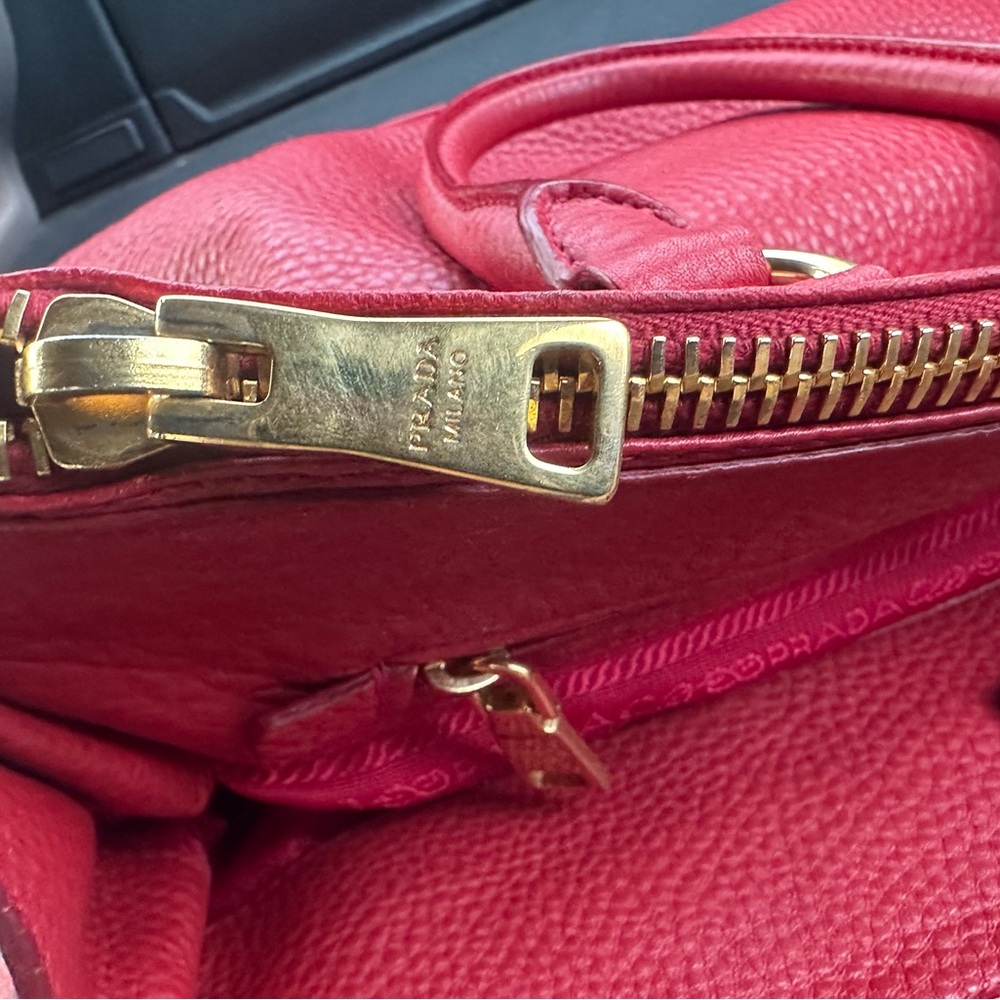 Prada Red Leather Women's Bag - Picture 10 of 15
